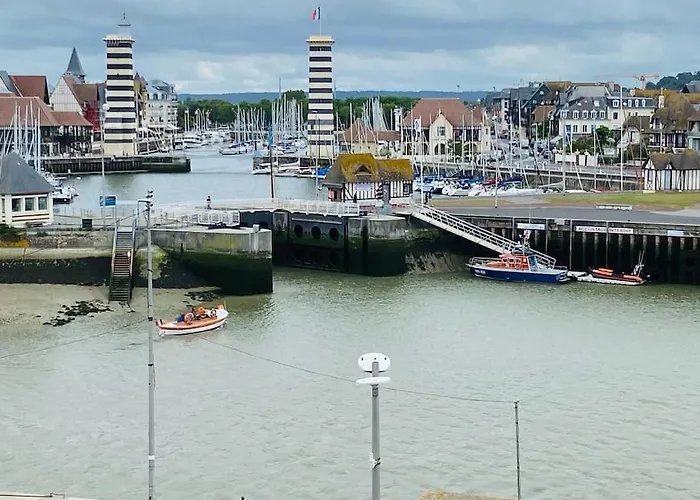 Tres Joli 2p Au Trouville- Piscine & Vue Port *