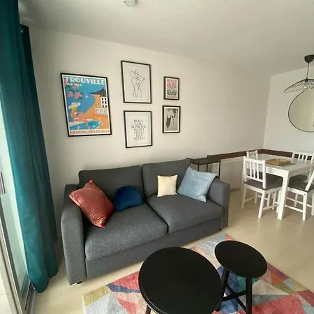 Tres Joli 2p Au Trouville- Piscine & Vue Port * Трувиль-сюр-Мер