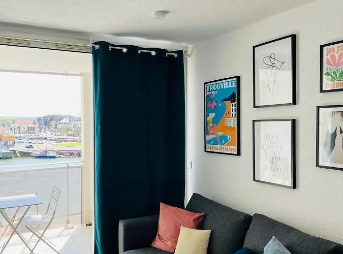 Tres Joli 2p Au Trouville- Piscine & Vue Port Lägenhet